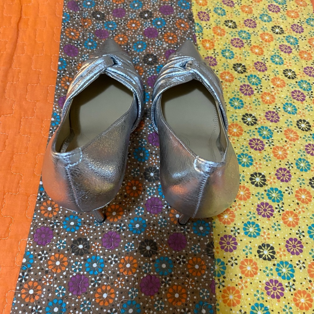 Marc fisher heels size 6.5